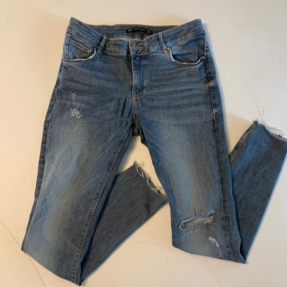 Zara raw fringe skinny jeans size 10